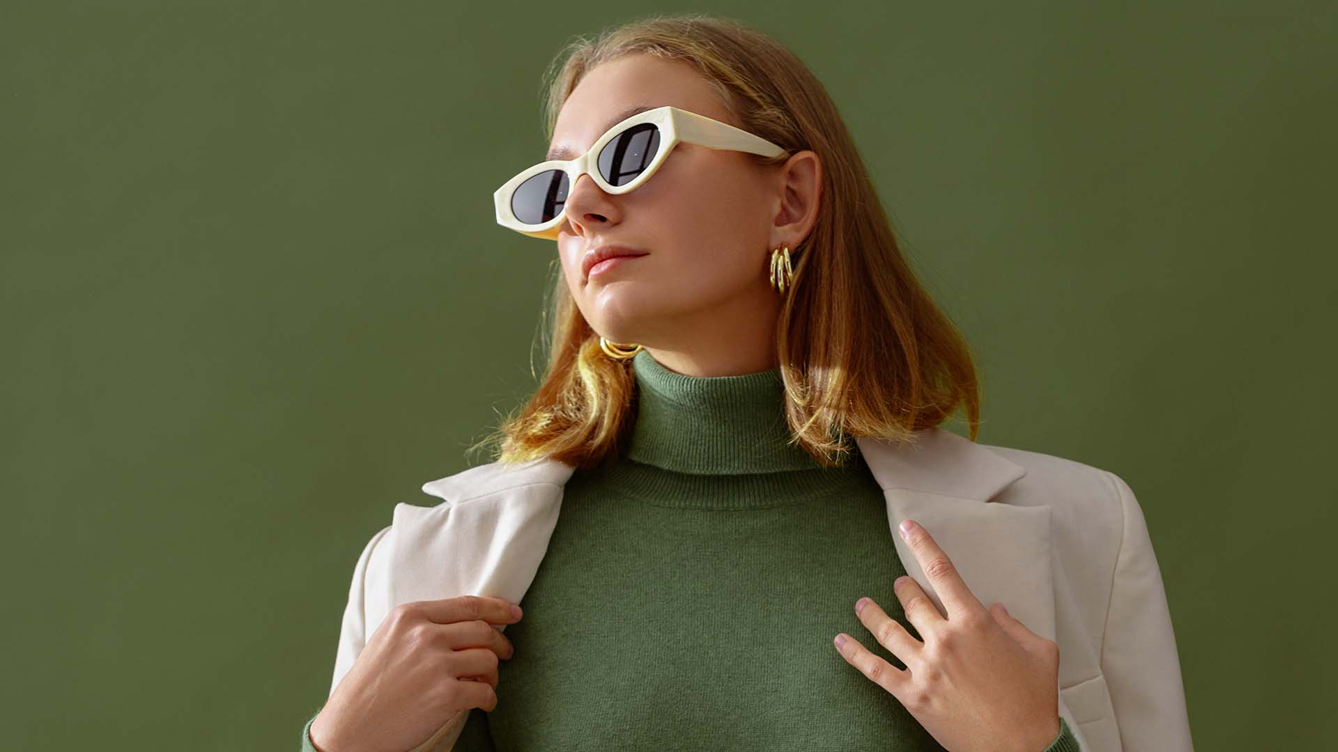 occhiali da sole alla moda